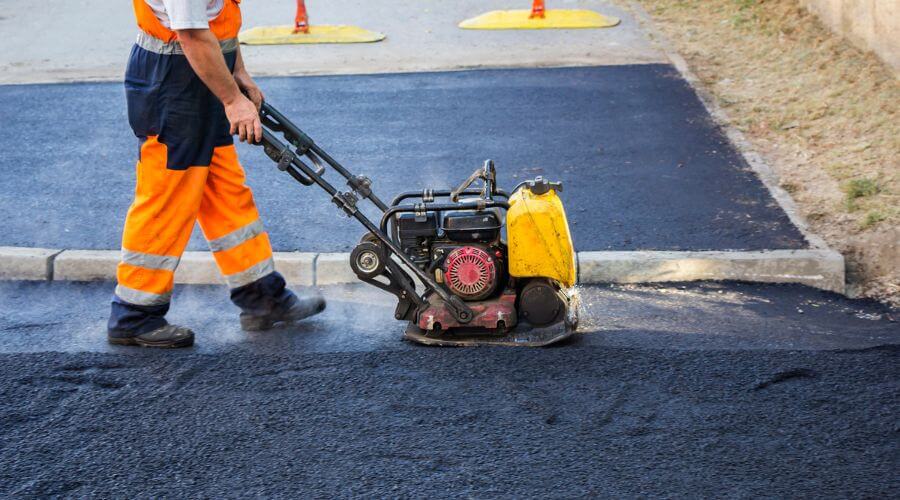 Professional gutter cleaning in Vulcan, MI